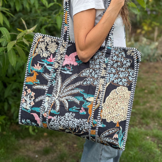 Nuni Copenhagen Agnes Bags Trees