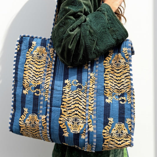 Nuni Copenhagen Agnes Bags Blue Tiger