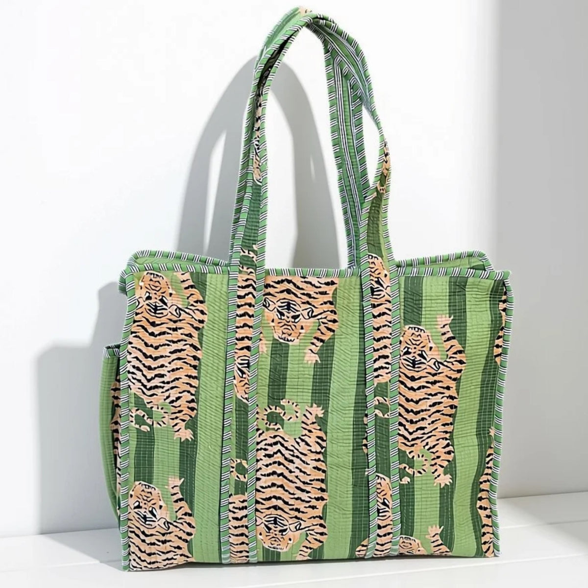 Nuni Copenhagen Agnes Bags Green Tiger