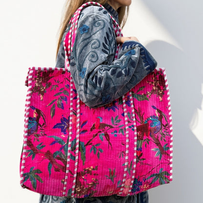 Nuni Copenhagen Agnes-Velvet Bags Pink Garden