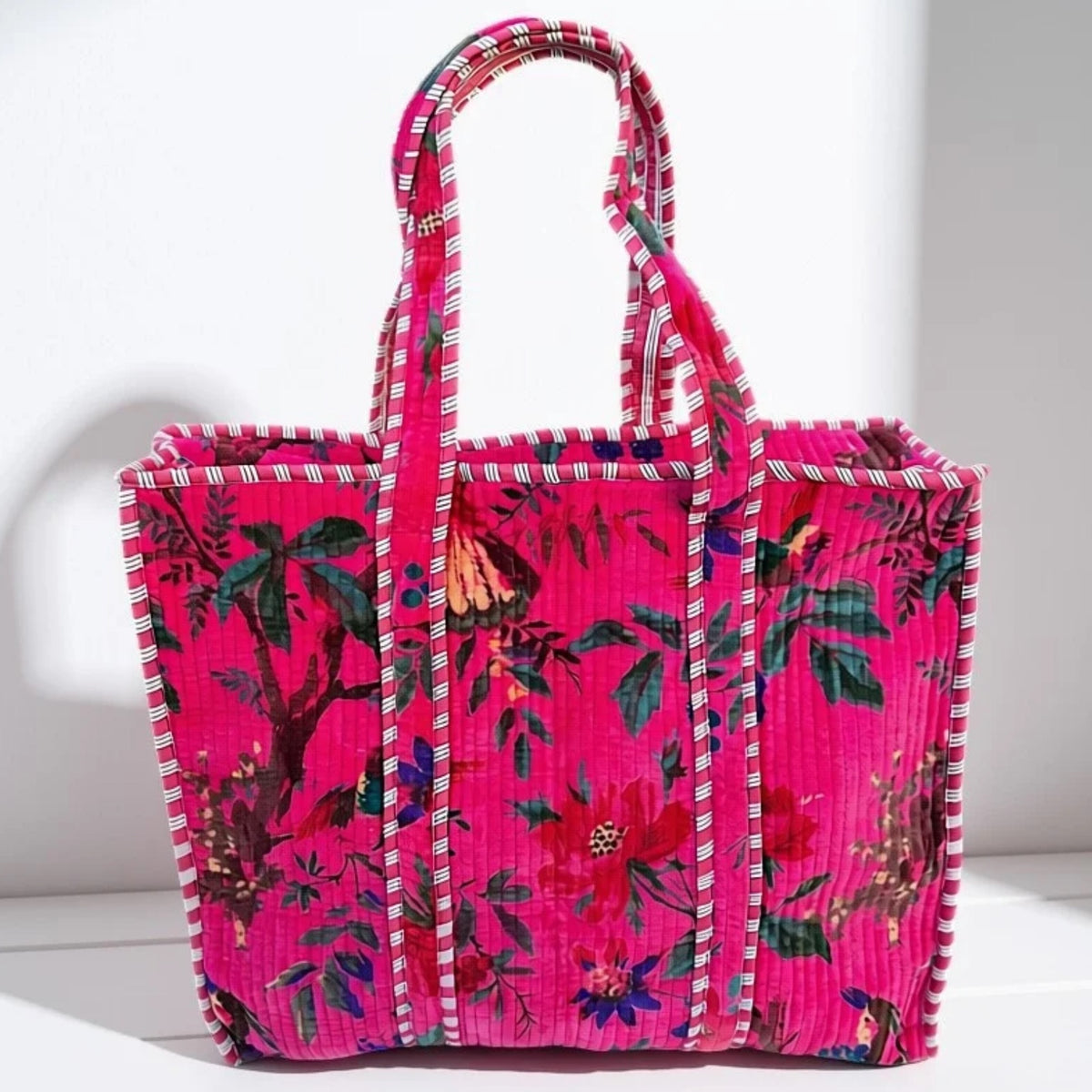 Nuni Copenhagen Agnes-Velvet Bags Pink Garden