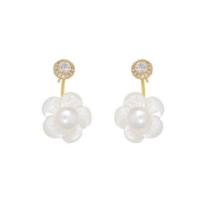 Nuni Copenhagen Mabel Earring Pearl