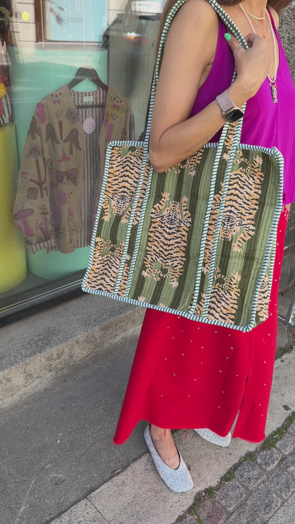 Nuni Copenhagen Agnes Bags Green Tiger