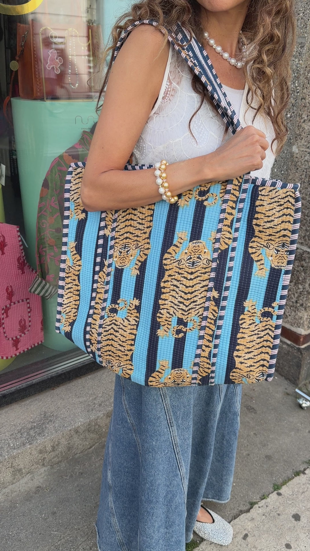 Nuni Copenhagen Agnes Bags Blue Tiger
